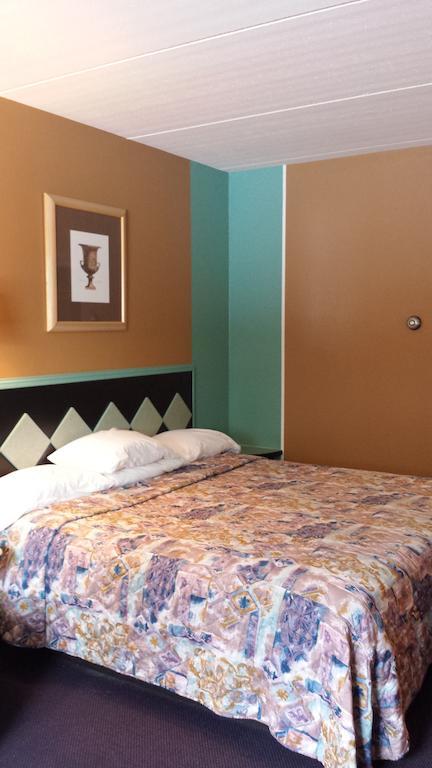 Manor Motel Minooka Εξωτερικό φωτογραφία